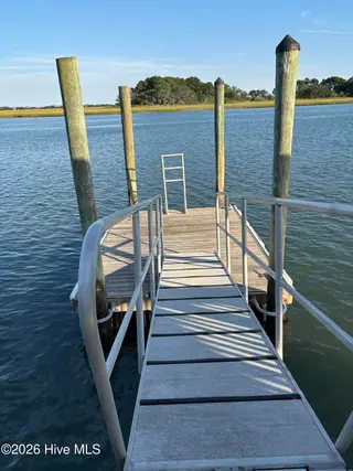 8120 Bald Eagle Lane, Wilmington, NC 28411 — 3-bedroom home in Porters Neck Plantation, Wilmington, NC, photo 3 of 7: Dock Platform