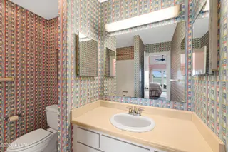 590 Westport Drive H1 Westport, Pine Knoll Shores, NC 28512 – photo 24: Primary ensuite bath
