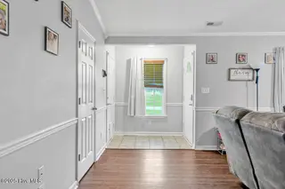 304 Carlisle Court, Jacksonville, NC 28540 – photo 3: DSC_6594