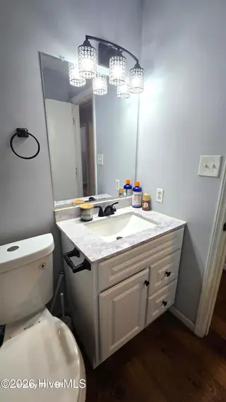471 Hunting Green Drive, Jacksonville, NC 28546 – photo 12: bathroom cleaned