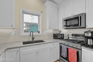 2305 S Shore Drive, Surf City, NC 28445 – photo 16: 010_6g8a7626_727
