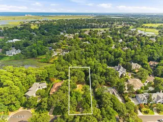 813 Gull Point Road, Wilmington, NC 28405 — lot in Landfall, Wilmington, NC, photo 3 of 20
