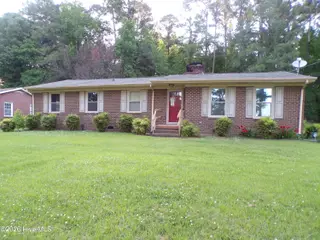 6518 Fairway Drive, Grifton, NC 28530 – photo 1: Front