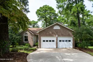 1309 Pelican Drive, New Bern, NC 28560 — 3-bedroom home in Fairfield Harbour, New Bern, NC, photo 7 of 51: 1309 Pelican Drive, New Bern, NC