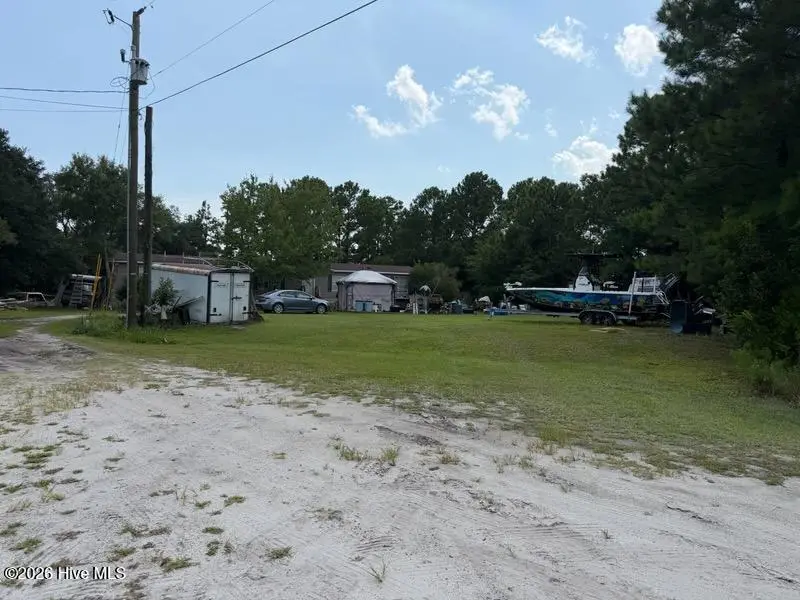 140 Teresa Drive, Hampstead, NC 28443 — 4-bedroom manufactured home in Edgecomb Estates, Hampstead, NC, photo 1 of 1
