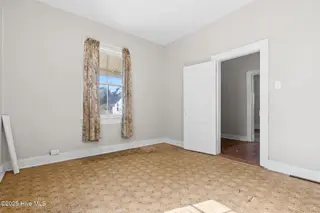 111 Meares Street, Wilmington, NC 28401 – photo 18: Bedroom 3