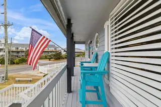 819 S Topsail Drive, Surf City, NC 28445 – photo 23: 13-web-or-mls-GI - 819 Topsail Dr - List