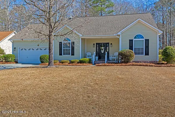122 Neuchatel Road, New Bern, NC 28562 – photo 1 of 27: 122 Neuchatel Rd.