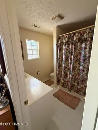 318 Hidden Valley Road, Wilmington, NC 28409 – photo 11: Master Bath