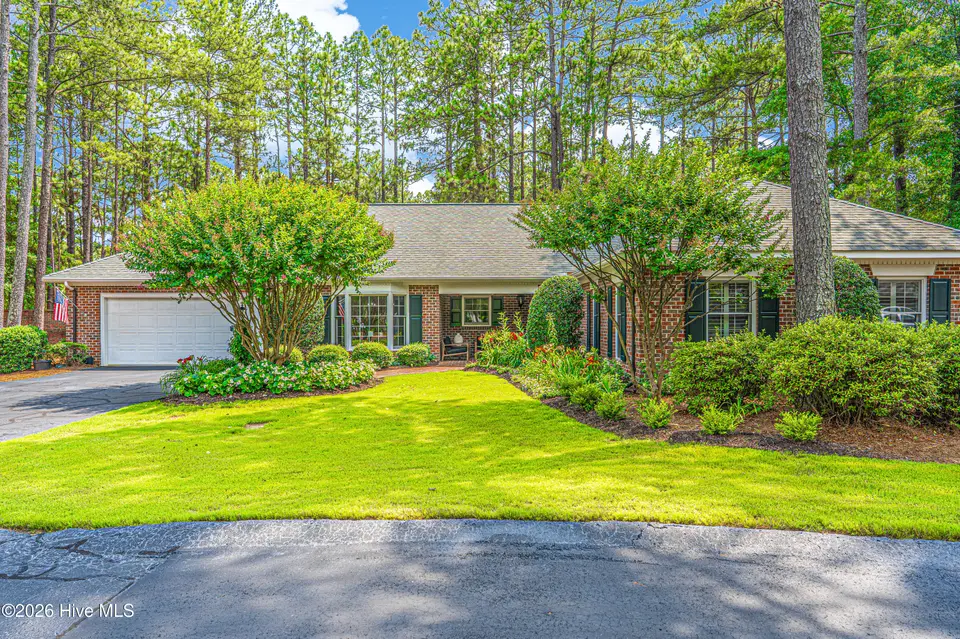 36 Courtney Place, Southern Pines, NC 28387 – photo 1 of 31: 1