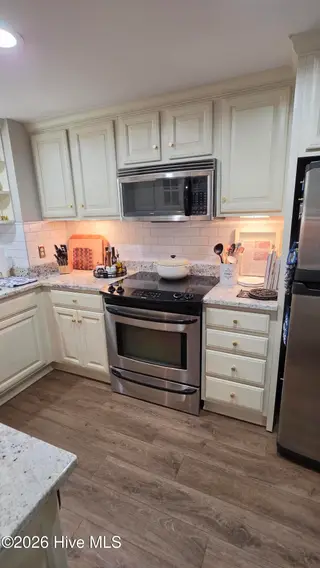 1310 Ann Street, Beaufort, NC 28516 — 2-bedroom townhome in Beaufort Village Townhomes, Beaufort, NC, photo 16 of 52