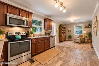811 Little John Avenue, Jacksonville, NC 28546 — 3-bedroom home in Sherwood Forest, Jacksonville, NC, photo 7 of 24: Kitchen