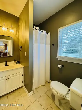 205 Starboard Court, Elizabeth City, NC 27909 – photo 13: 1st Floor Full Bath