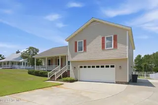 907 Oak Drive, Morehead City, NC 28557 – photo 14: 14-web-or-mls-IMG_4327