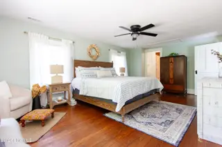 704 E Front Street, New Bern, NC 28560 – photo 20: 20240423-_MG_9055