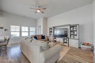 6909 English Holly Court SW, Ocean Isle Beach, NC 28469 — 3-bedroom home in Cameron Woods, Ocean Isle Beach, NC, photo 9 of 55: 6909EnglishHollyCourtSW(30)
