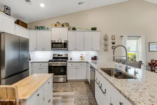 8940 Smithfield Drive NW, Calabash, NC 28467 – photo 13: 8940 Smithfield -12