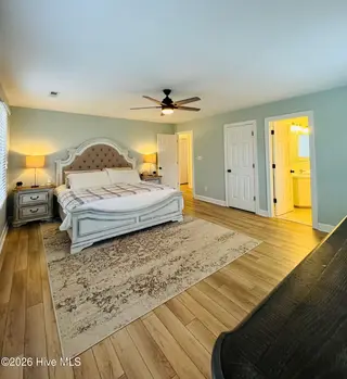 205 Starboard Court, Elizabeth City, NC 27909 – photo 17: Owner's En-Suite