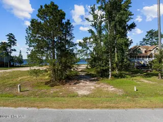14 E Dowry Creek E, Belhaven, NC 27810 – photo 2: IMG_0787