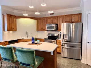 4425 Arendell Street 304, Morehead City, NC 28557 – photo 15: Kitchen island