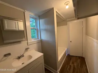 408 Park Avenue, Rocky Mount, NC 27801 — 2-bedroom home, Rocky Mount, NC, photo 10 of 12: 408 PARK AVE BATH3