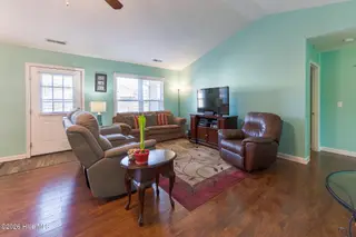 4318 Elizabeth Avenue, New Bern, NC 28562 – photo 2: Elizabeth Downs