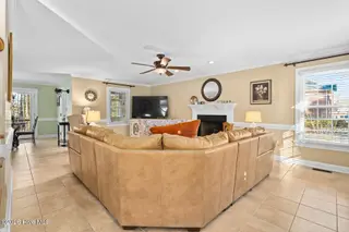811 South Creek Drive, Nashville, NC 27856 – photo 3: 005-811SouthCreekDrive-Nashville-NC-2785