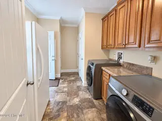 673 Pecan Road, Dudley, NC 28333 – photo 7: Laundry