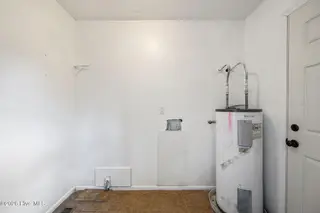 3833 Nc Hwy 903, Rose Hill, NC 28458 — 3-bedroom home, Rose Hill, NC, photo 24 of 33: Laundry Room