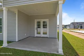 2400 Great Laurel Court, Greenville, NC 27834 – photo 17: 19-web-or-mls-LHV_4350