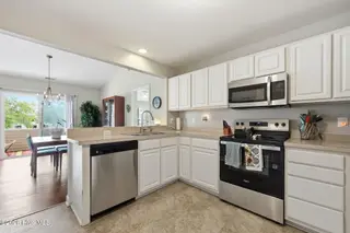 413 Commerce Avenue C, Morehead City, NC 28557 – photo 16: Kitchen