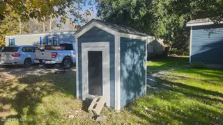 124 Zacchaeus Avenue, Morehead City, NC 28557 – photo 7: Front of Well House