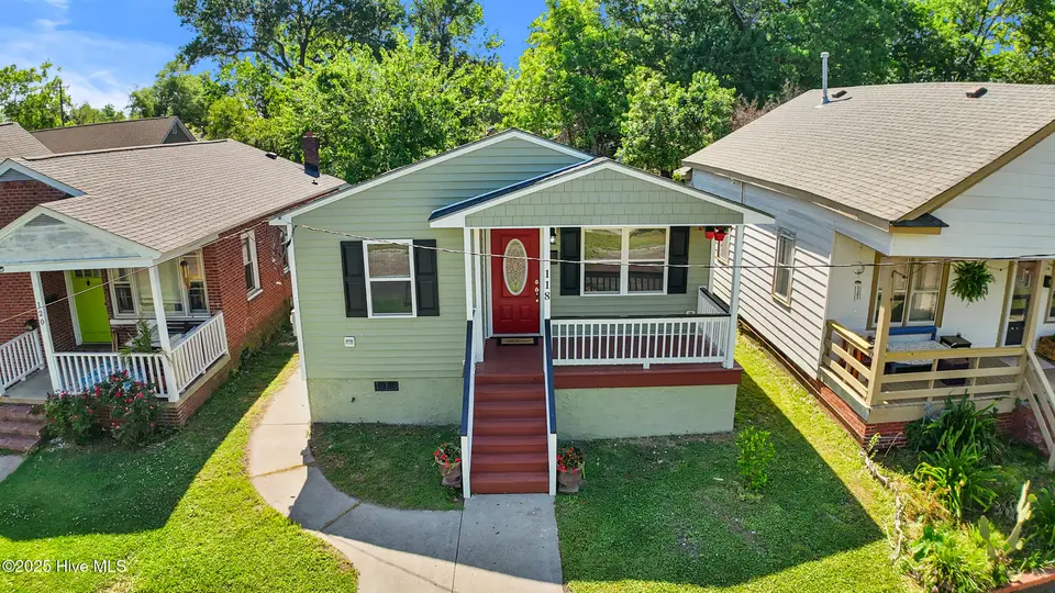 118 S 13th Street, Wilmington, NC 28401 – photo 1 of 37: 118 S 13 Drone 1