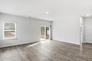 5316 Meagan Lane NE, Winnabow, NC 28479 – photo 11: 10_5316_Meagan_Lane_NE_015