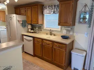 624 Capeside Drive, Wilmington, NC 28412 – photo 9: 8