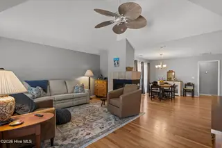 7816 Cypress Island Drive, Wilmington, NC 28412 — 3-bedroom home in Cypress Island, Wilmington, NC, photo 4 of 57: 16-web-or-mls-DSC08317