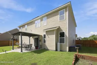 813 Tuscarora Trail, Jacksonville, NC 28546 – photo 24: 50-web-or-mls-813-Tuscarora-Trail-20_edi