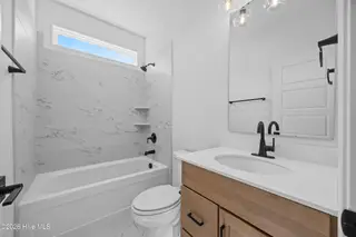 2111 Sunset Sky Point 80, Leland, NC 28451 – photo 6: 6_bathroom