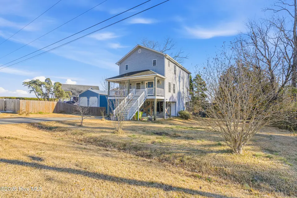 103 Gibbs Road, New Bern, NC 28560 – photo 1 of 42: 103 Gibbs Rd | Interior exterior (43 of