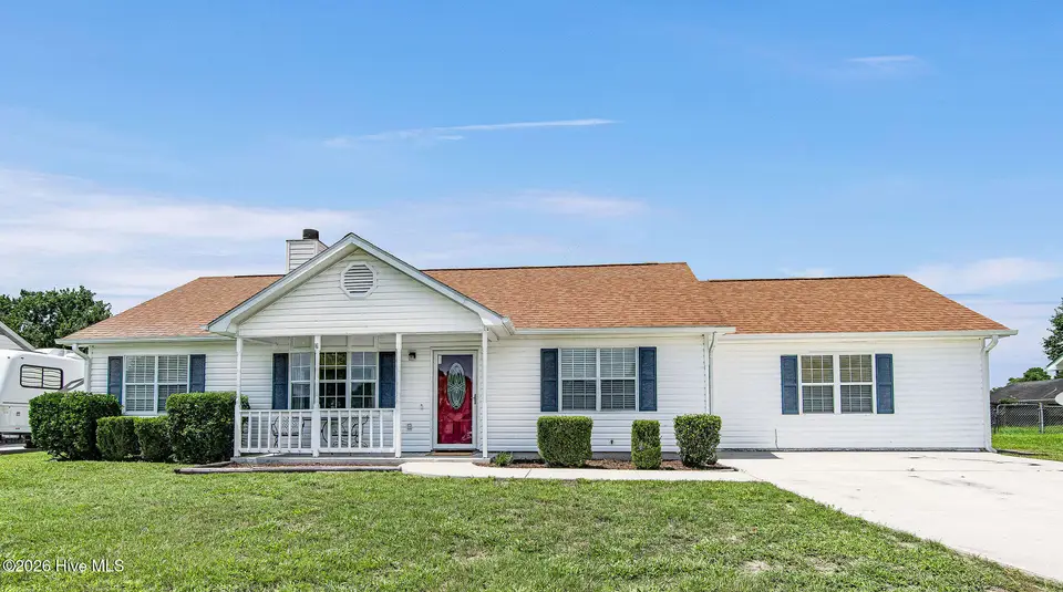 133 Parnell Road, Hubert, NC 28539 – photo 1 of 29
