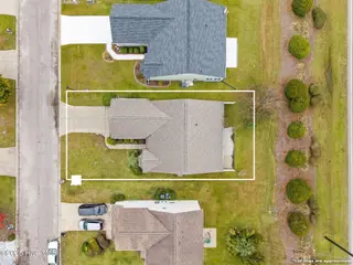927 Wyndfall Drive SW, Sunset Beach, NC 28468 — 3-bedroom home in Wyndfall, Sunset Beach, NC, photo 13 of 49: 8-web-or-mls-CAMMediaLLC.com 927-2