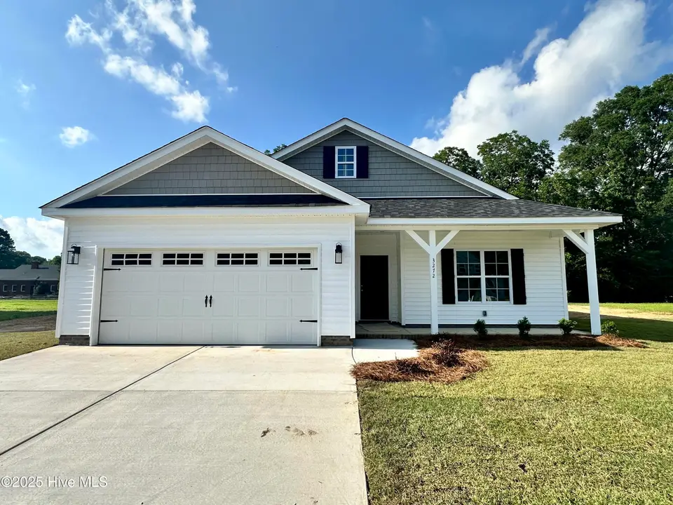 3272 School View Drive, Farmville, NC 27828 – photo 1 of 25: 73F1B5E7-1F02-488A-9709-C594DC91AF5B