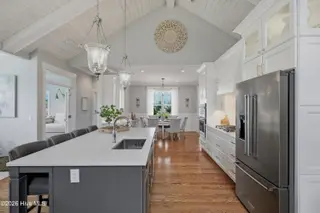 8244 Compass Pointe East Wynd Wynd NE, Leland, NC 28451 — 4-bedroom home in Compass Pointe, Leland, NC, photo 13 of 75
