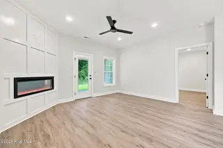 2004 Dartford Drive A, Greenville, NC 27834 – photo 14: 15-web-or-mls-IMG_0110