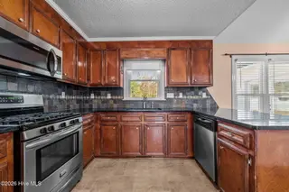 627 Winterfield Drive, Winterville, NC 28590 – photo 22: 24-web-or-mls-LHV_9014