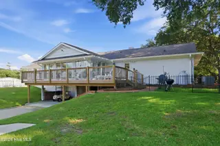 104 Sea Trace Lane, Newport, NC 28570 – photo 6: Back of Home