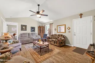 113 Crosswinds Drive, Selma, NC 27576 – photo 8: 8-web-or-mls-DSC05172