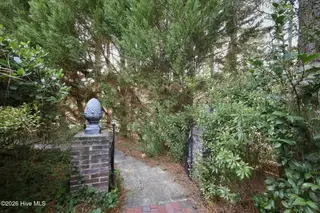 127 Sakonnet Trail, Pinehurst, NC 28374 – photo 3: 54-web-or-mls-IMG_6983