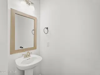 255 Townhome Lane 255, Southern Pines, NC 28387 – photo 5: DSC01843_4_5_6_7Interior02