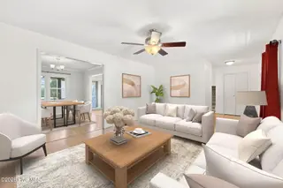907 Oak Drive, Morehead City, NC 28557 – photo 3: 3-web-or-mls-IMG_4186 copy-edit